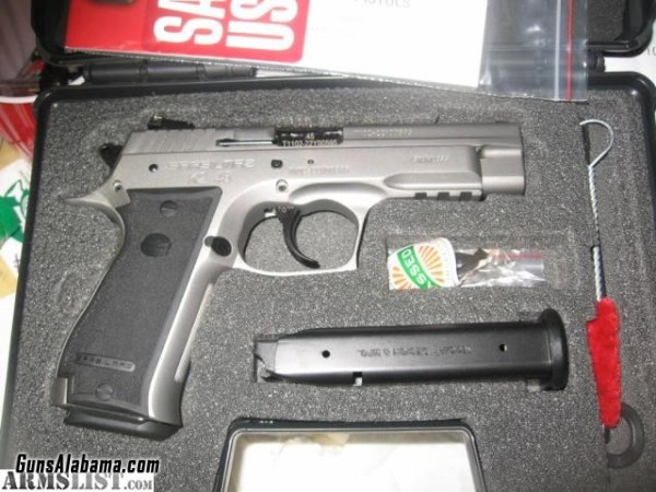 SAR USA 45ACP  SEMI PISTOL NEW IN CASE